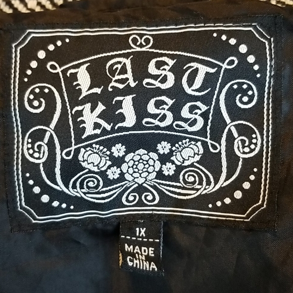 Last Kiss Coat 1X - Picture 7 of 8